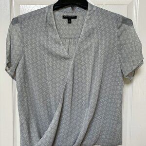 Banana Republic Women's short sleeve blouse